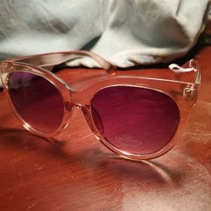 Fashion Nova sunglasses